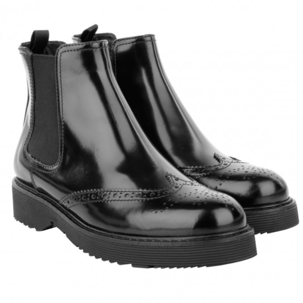 PRADA
Calzature Donna Spazzolato Nero